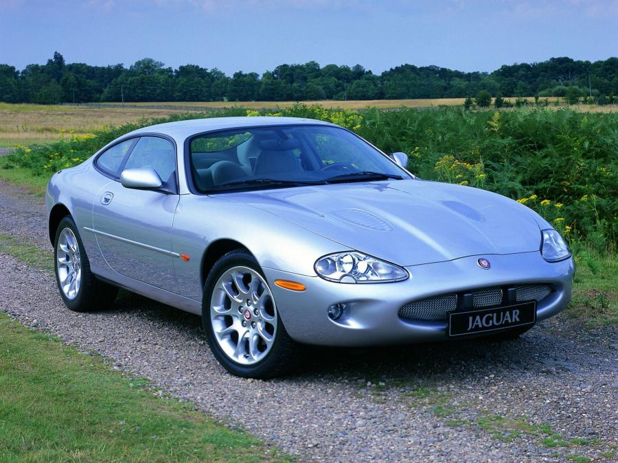  Jaguar XKR Coupe 1998 года  (фото 14 из 19)